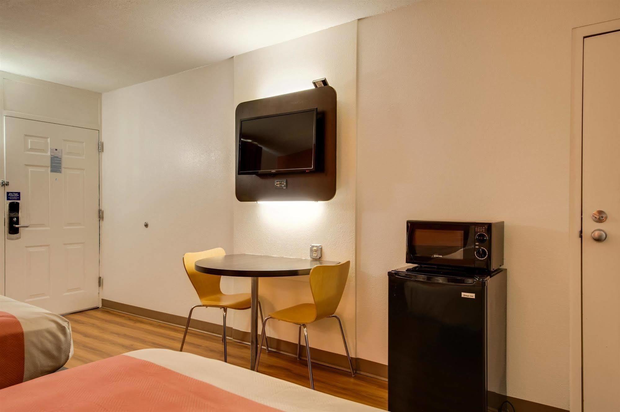 Motel 6-Jennings, La Экстерьер фото